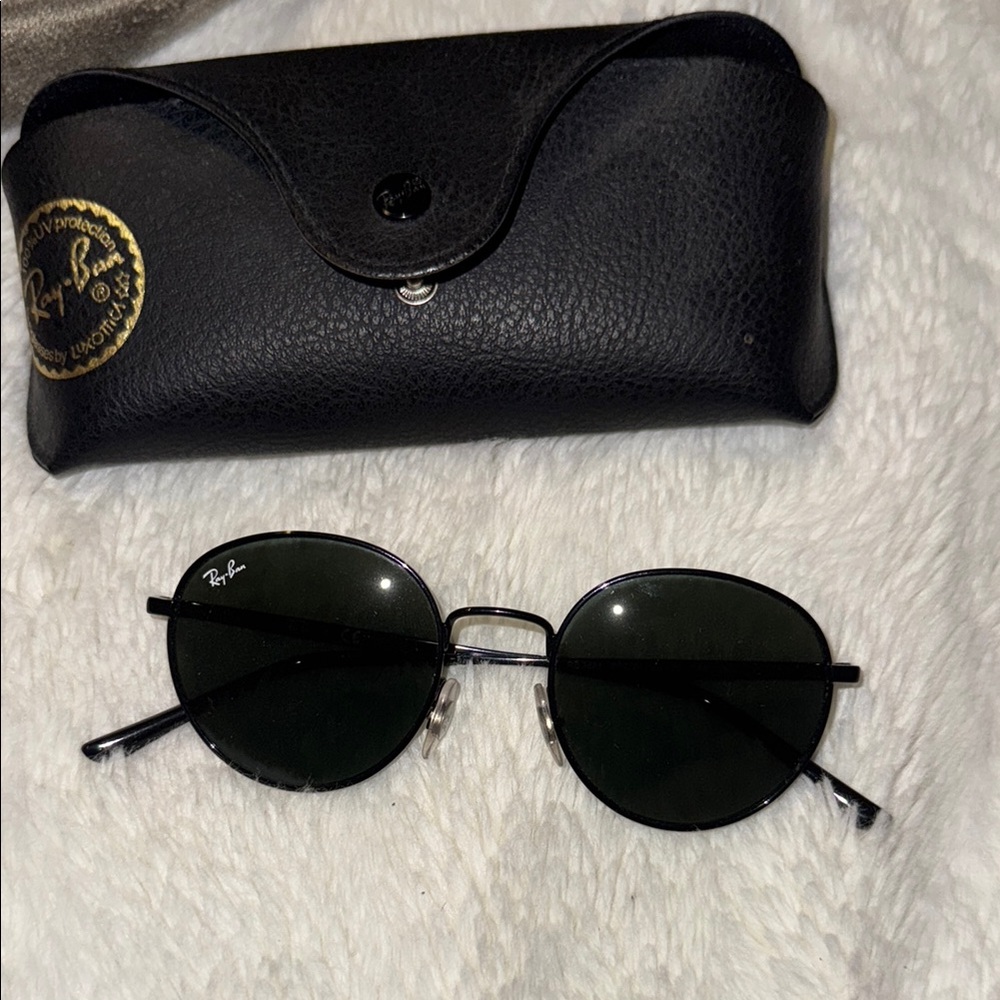 Ray-Ban Black Oval Sunglasses
